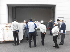 This photo shows the network event held at the domestic factory regarding waste reduction and valuable resource promotion.