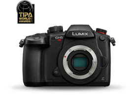 Fotoattēla LUMIX digitālā viena objektīva bezspoguļu kamera DC-GH5S