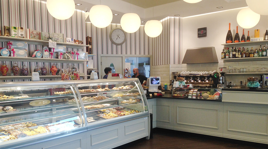 An image of an interior of Le Docezze Patisserie