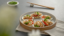 Steamed Garlic Scallops