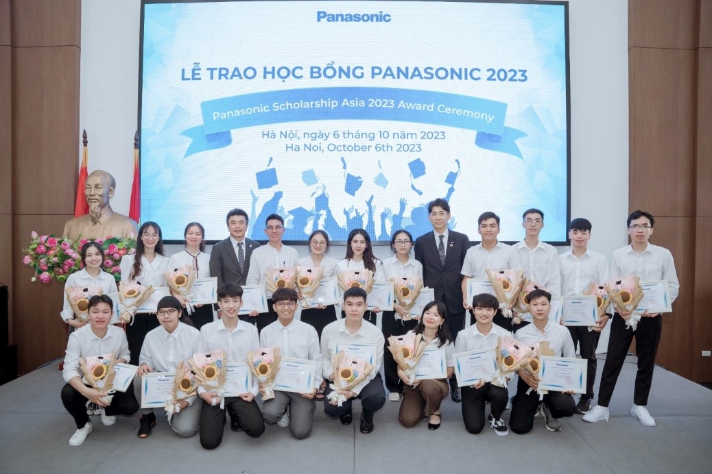 Panasonic tăng cường cơ hội học tập cho sinh viên, góp phần tô điểm thêm mối quan hệ hữu nghị tốt đẹp Việt Nam – Nhật Bản