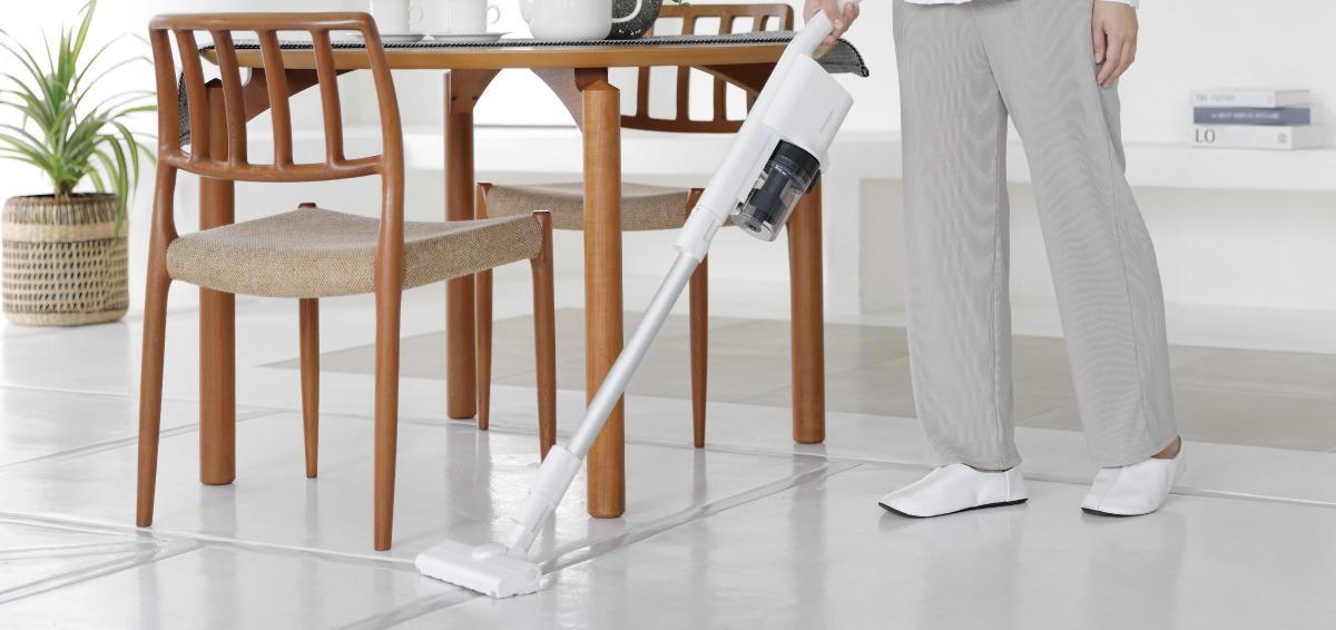 Lightweight SB33 Cordless Stick Vacuum – Panasonic MY