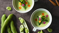 Creamy broad bean soup with Japanese dashi