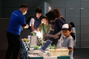 イベント後も興味津々の参加者