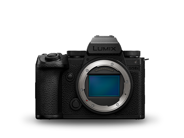 រូបភាពរបស់ LUMIX S5IIX Full-Frame Mirrorless Camera DC-S5M2X